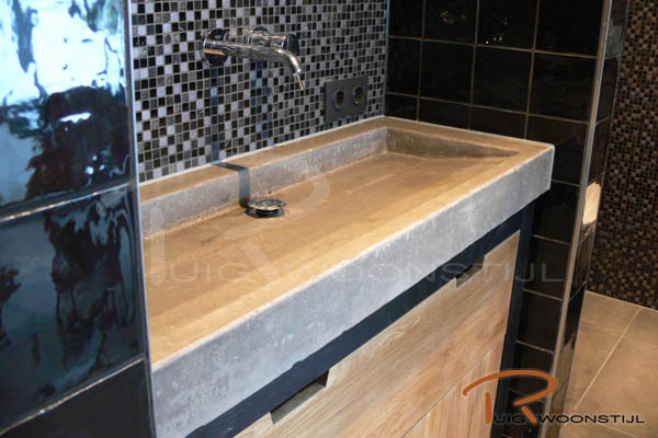 ''Isaaq" - Afbeelding 2